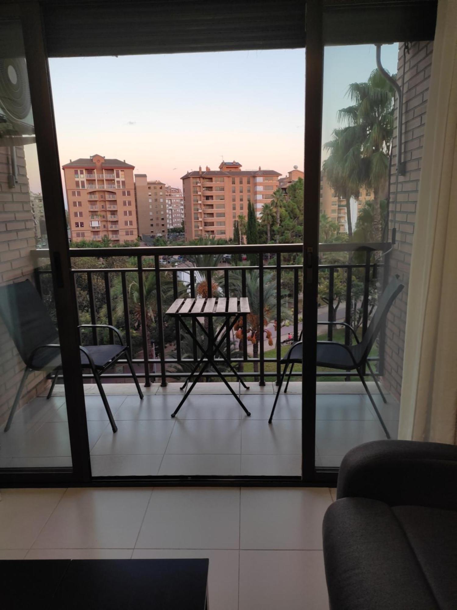 Apartamento Con Balcon Cerca Del Centro